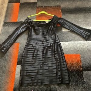 Cache Most  Gorgeous Black Evening any special occasion 💕 Dress Lilke  new med